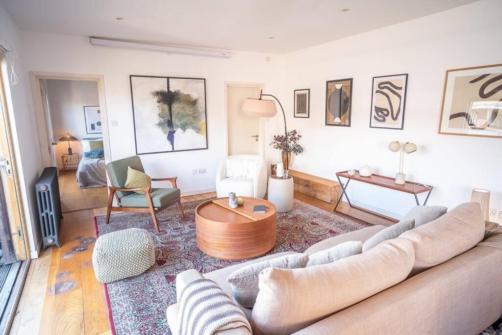 런던 Penthouse At The Old Tea Factory 아파트 외부 사진