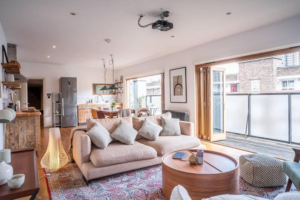 런던 Penthouse At The Old Tea Factory 아파트 외부 사진
