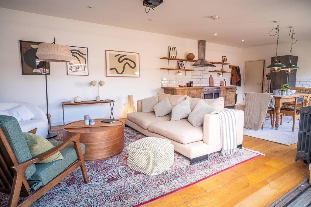 런던 Penthouse At The Old Tea Factory 아파트 외부 사진