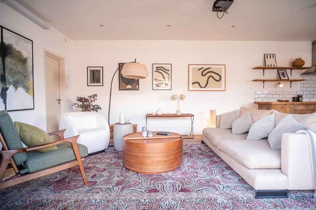 런던 Penthouse At The Old Tea Factory 아파트 외부 사진